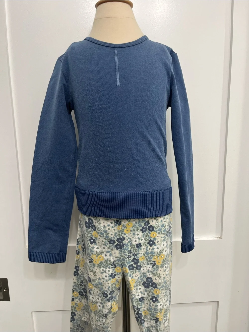 Cotton On sweater versatile